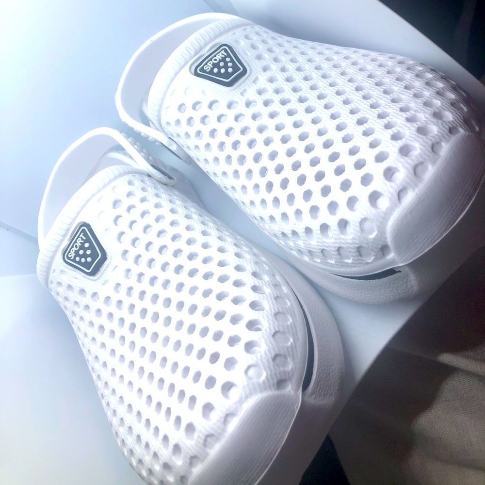 Brand New unisex Sandals /crocs